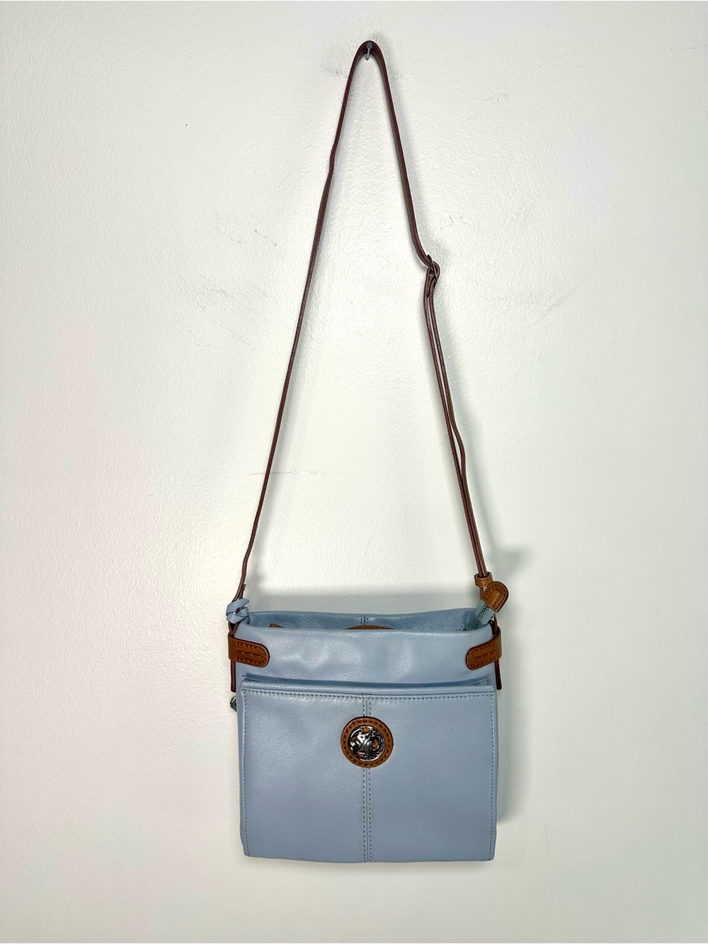 Brighton Light Blue Selena Crossbody Purse Organizer with Brown Trim Heart charm